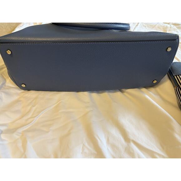 Kate Spade Tote/Handbag With Laptop/Tablet Case - Picture 12 of 13